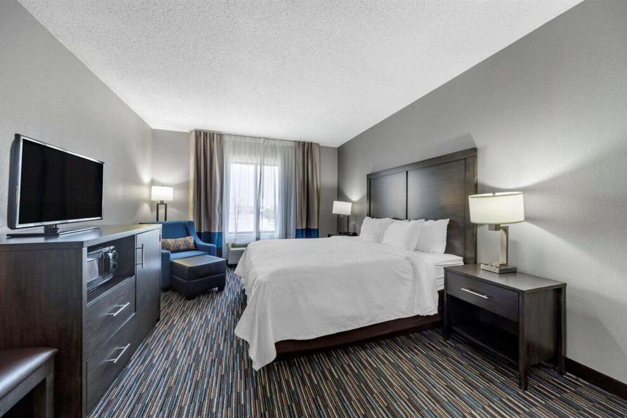 Garner Hotel Oklahoma City - Quail Springs By Ihg Eksteriør billede