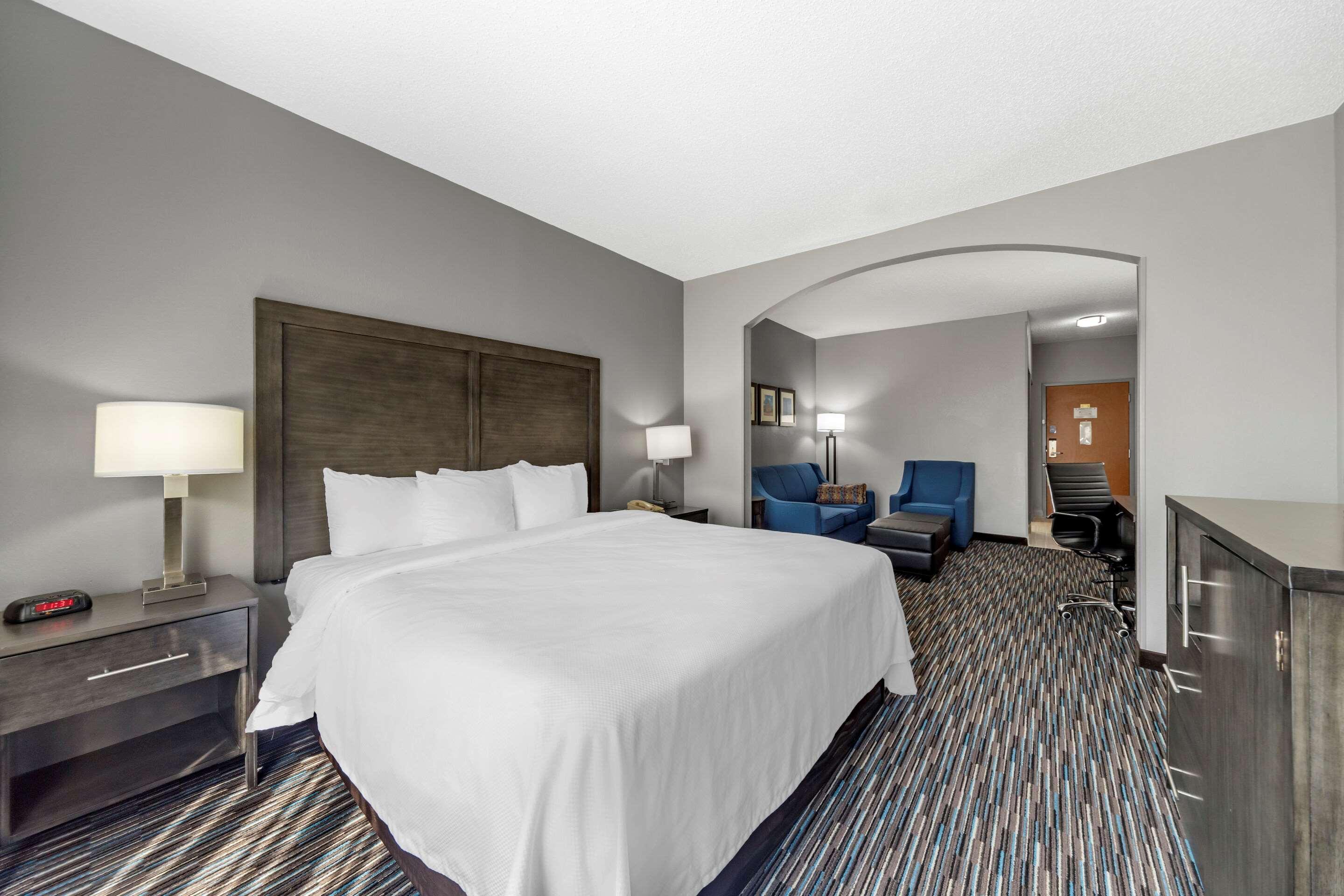 Garner Hotel Oklahoma City - Quail Springs By Ihg Eksteriør billede