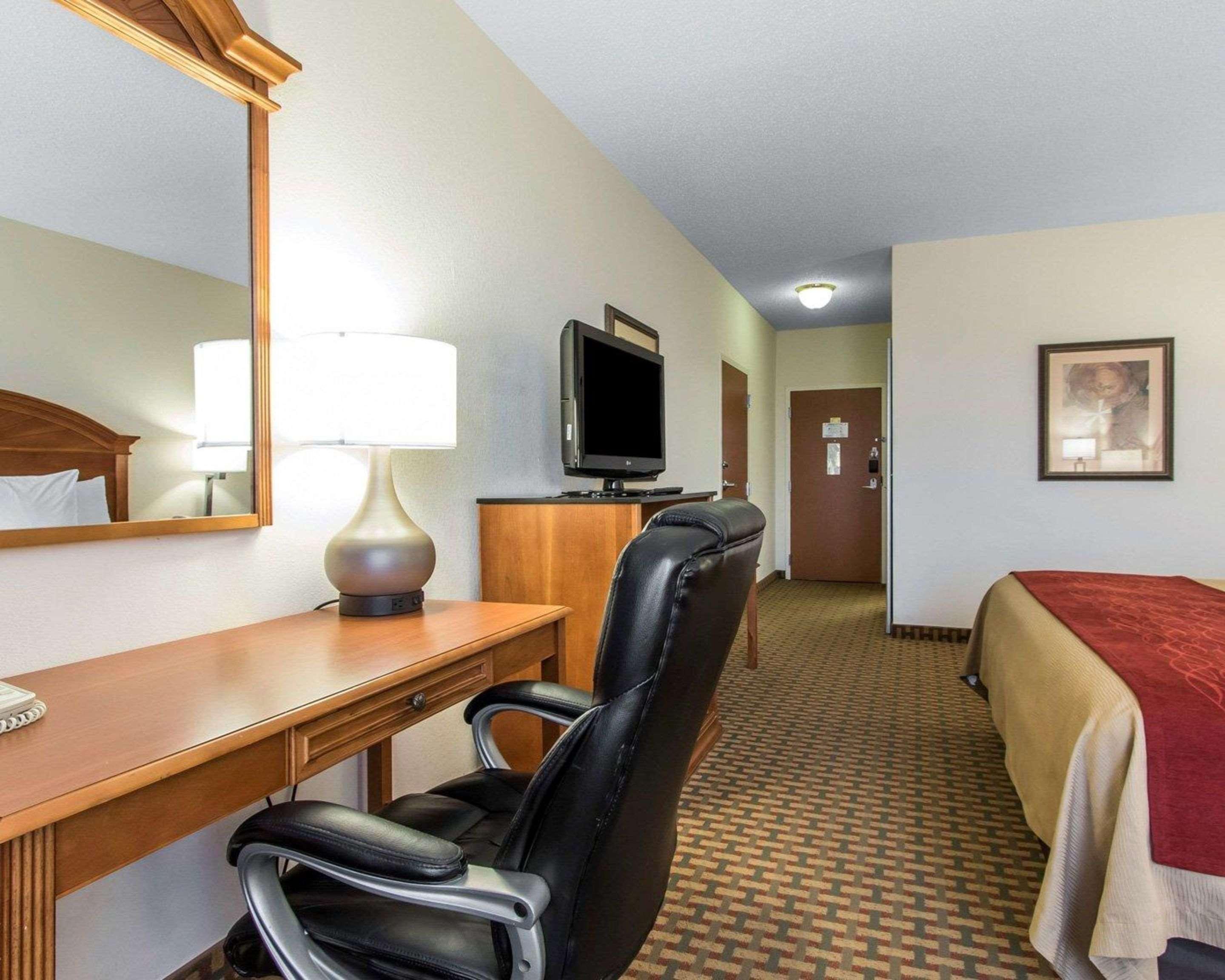 Garner Hotel Oklahoma City - Quail Springs By Ihg Eksteriør billede