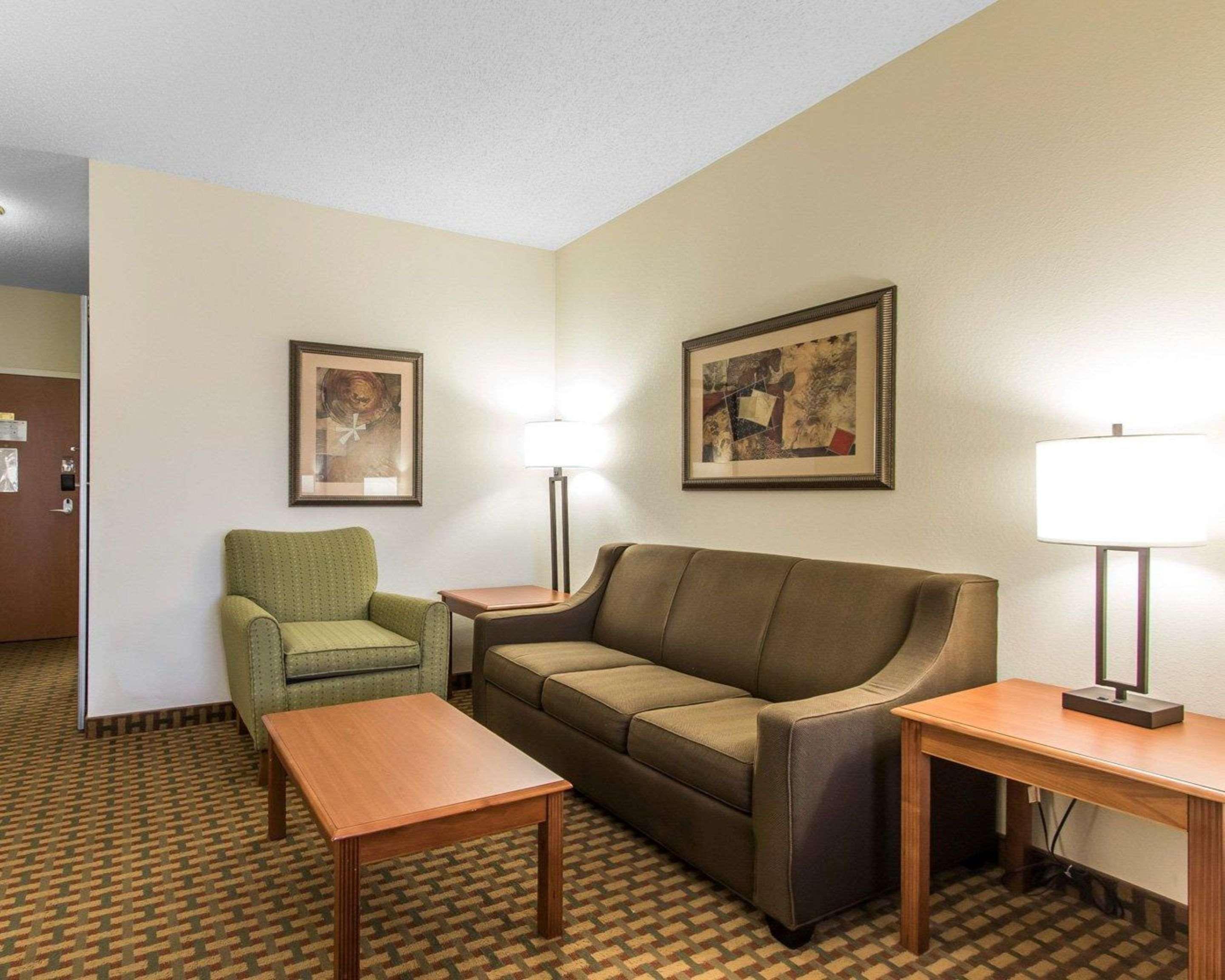 Garner Hotel Oklahoma City - Quail Springs By Ihg Eksteriør billede